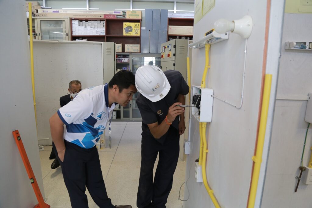 CDTI เจ้าภาพจัดการแข่งขันทักษะวิชาชีพ ประเภทวิชาช่างอุตสาหกรรม ทักษะการติดตั้งไฟฟ้าภายในอาคาร ประจำปีการศึกษา 2566 — 2 พฤษภาคม 2025 — สถาบันเทคโนโลยีจิตรลดา CDTI
