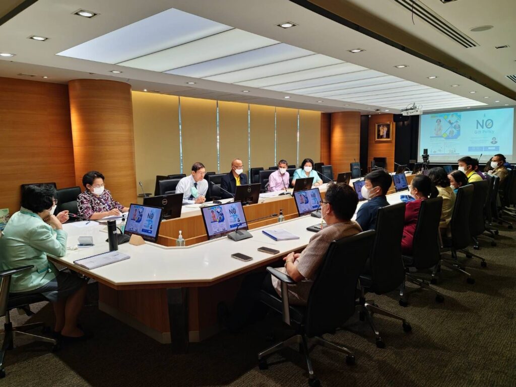 คณะผู้บริหารพบ 4 ส่วนงาน รอบ สำนักวิชาเทคโนโลยีเกษตรนวัต — 1 พฤษภาคม 2025 — สถาบันเทคโนโลยีจิตรลดา CDTI