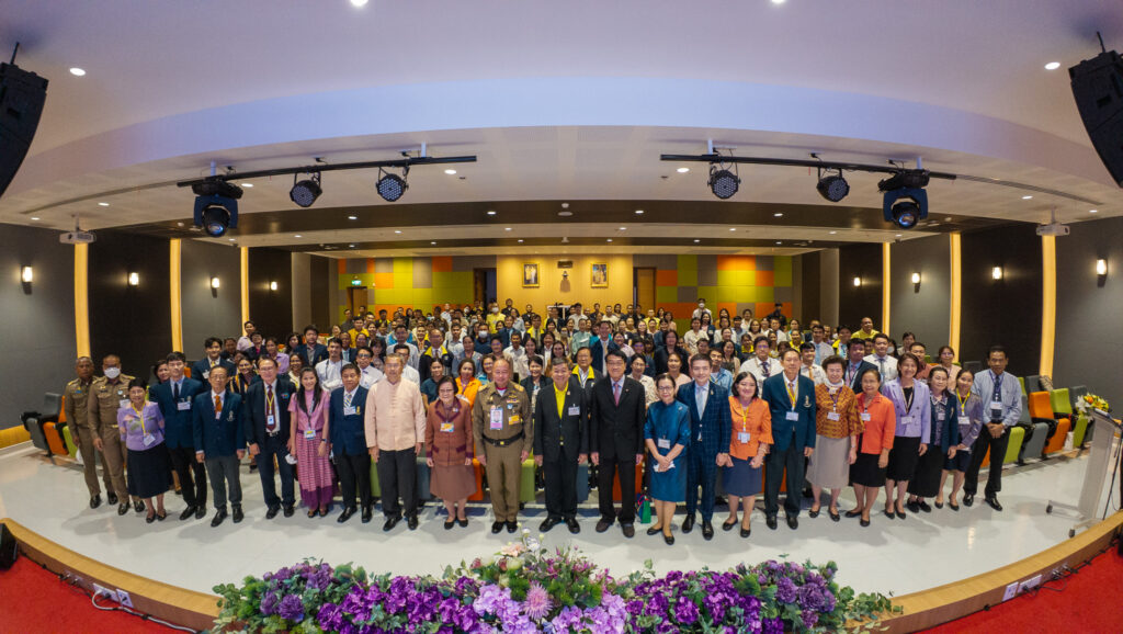 สจด. จัดเสวนาเพื่อส่งเสริมคุณธรรมและจริยธรรมในการปฏิบัติงาน — 2 พฤษภาคม 2025 — สถาบันเทคโนโลยีจิตรลดา CDTI