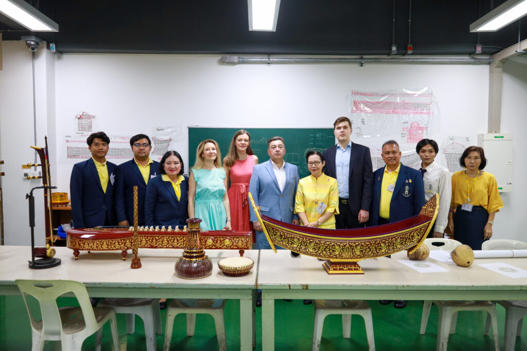 สจด. ลงนามข้อตกลงส่งมอบเครื่องดนตรีไทย จัดแสดง ณ Russian National Museum of Music — 2 พฤษภาคม 2025 — สถาบันเทคโนโลยีจิตรลดา CDTI