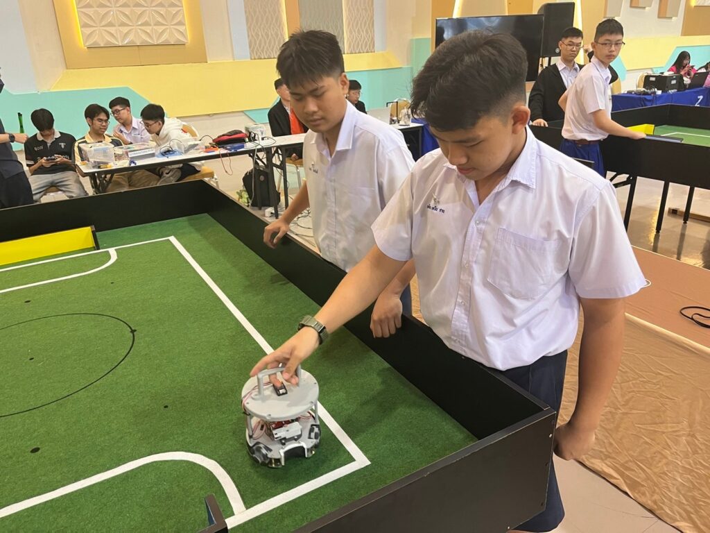 CDTI ร่วมการแข่งขันหุ่นยนต์ ส.ส.ท. ชิงแชมป์ประเทศไทย ประจำปี 2567 — 2 พฤษภาคม 2025 — สถาบันเทคโนโลยีจิตรลดา CDTI