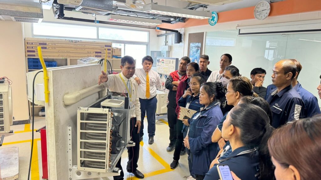 CDTI เปิดโครงการฝึกอบรมภาคปฏิบัติการล้างทำความสะอาดเครื่องปรับอากาศการพาณิชย์ขนาดเล็ก — 22 พฤษภาคม 2025 — สถาบันเทคโนโลยีจิตรลดา CDTI