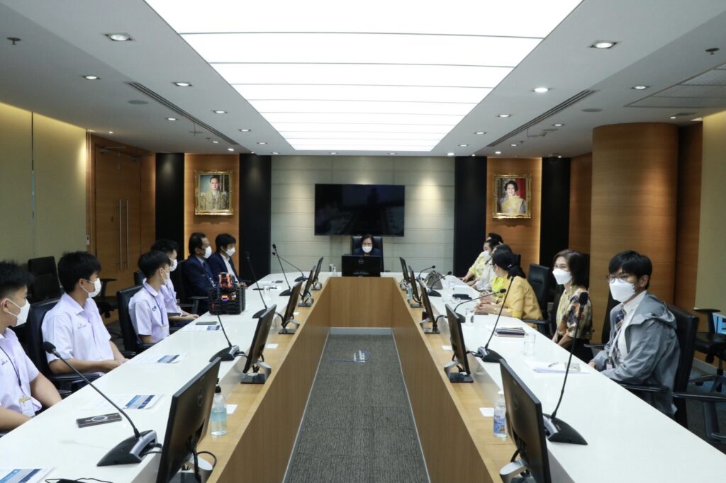 พบอธิการบดีเพื่อรับโอวาท — 2 พฤษภาคม 2025 — สถาบันเทคโนโลยีจิตรลดา CDTI