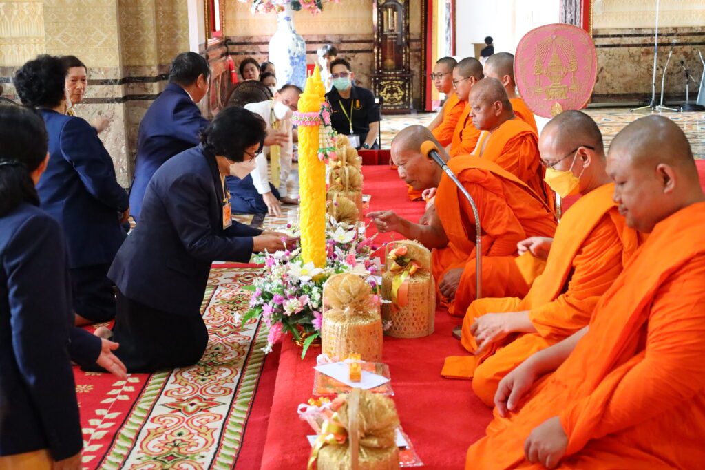 ถวายเทียนพรรษา — 2 พฤษภาคม 2025 — สถาบันเทคโนโลยีจิตรลดา CDTI