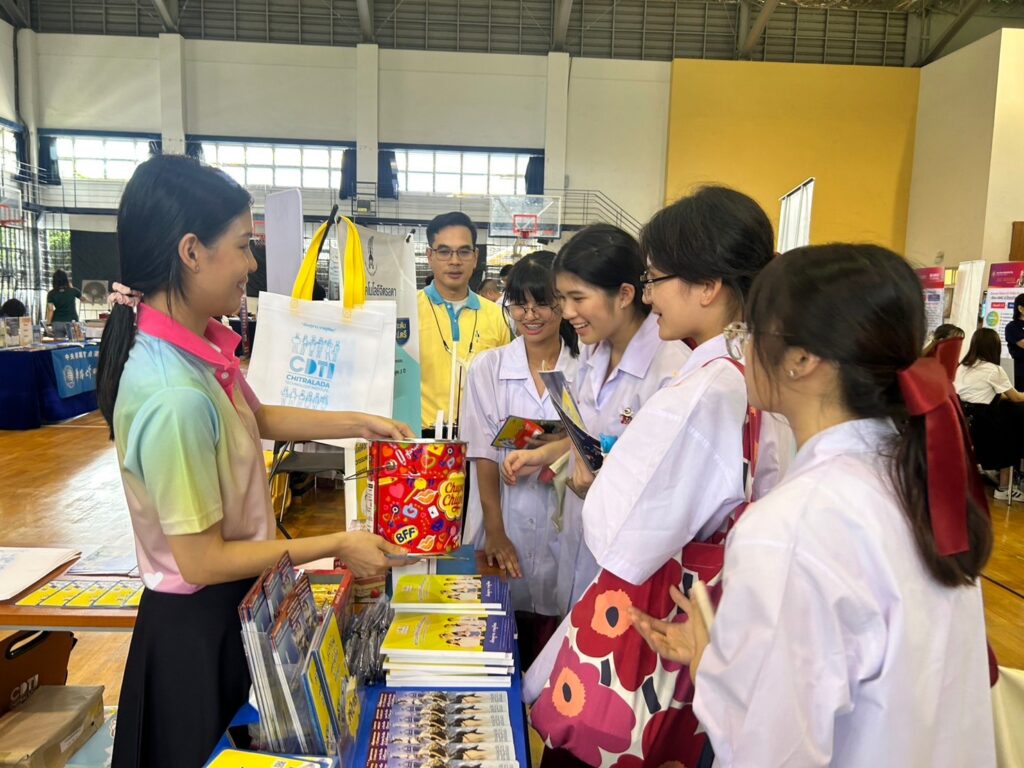 แนะแนวการศึกษาต่อวชิราวุธวิทยาลัย — 2 พฤษภาคม 2025 — สถาบันเทคโนโลยีจิตรลดา CDTI