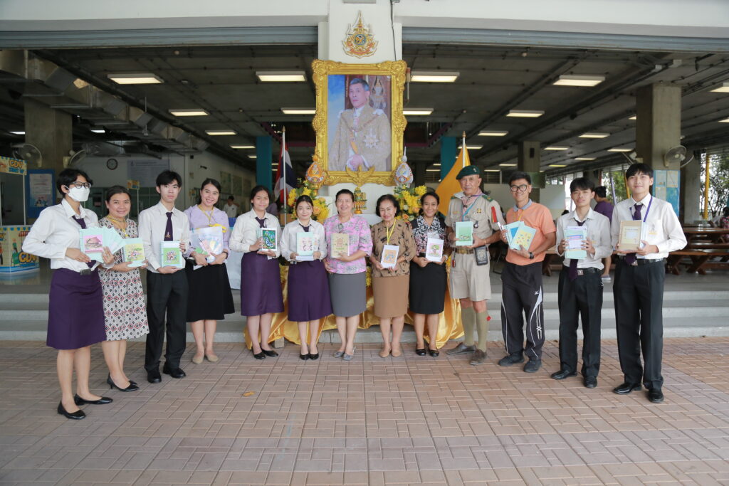CDTI ร่วมกิจกรรมจิตอาสา มอบสมุดทำมือ — 2 พฤษภาคม 2025 — สถาบันเทคโนโลยีจิตรลดา CDTI