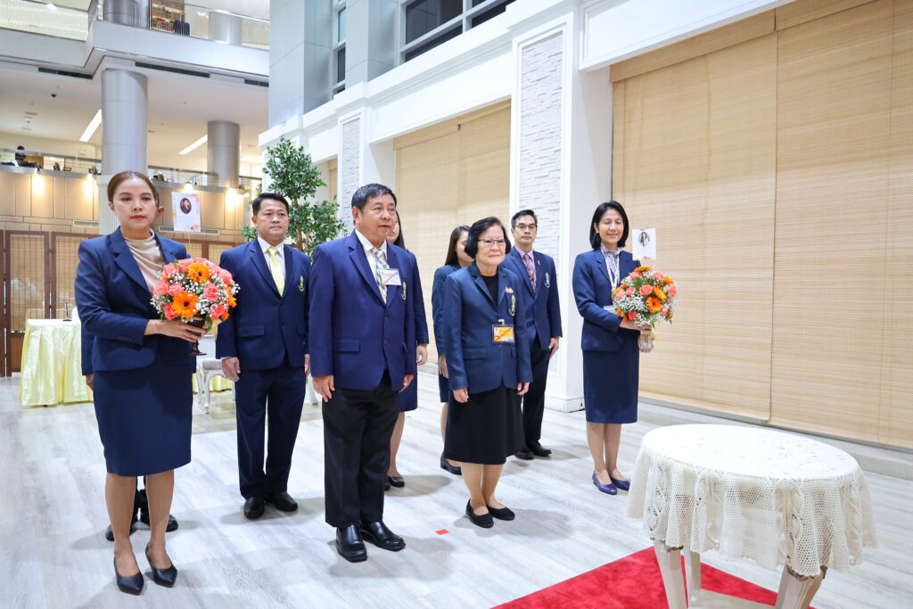 ถวายแจกันดอกไม้ถวายเยี่ยม สมเด็จเจ้าฟ้า ฯ กรมพระศรีสวางควัฒน วรขัตติยราชนารี — 3 พฤษภาคม 2025 — สถาบันเทคโนโลยีจิตรลดา CDTI