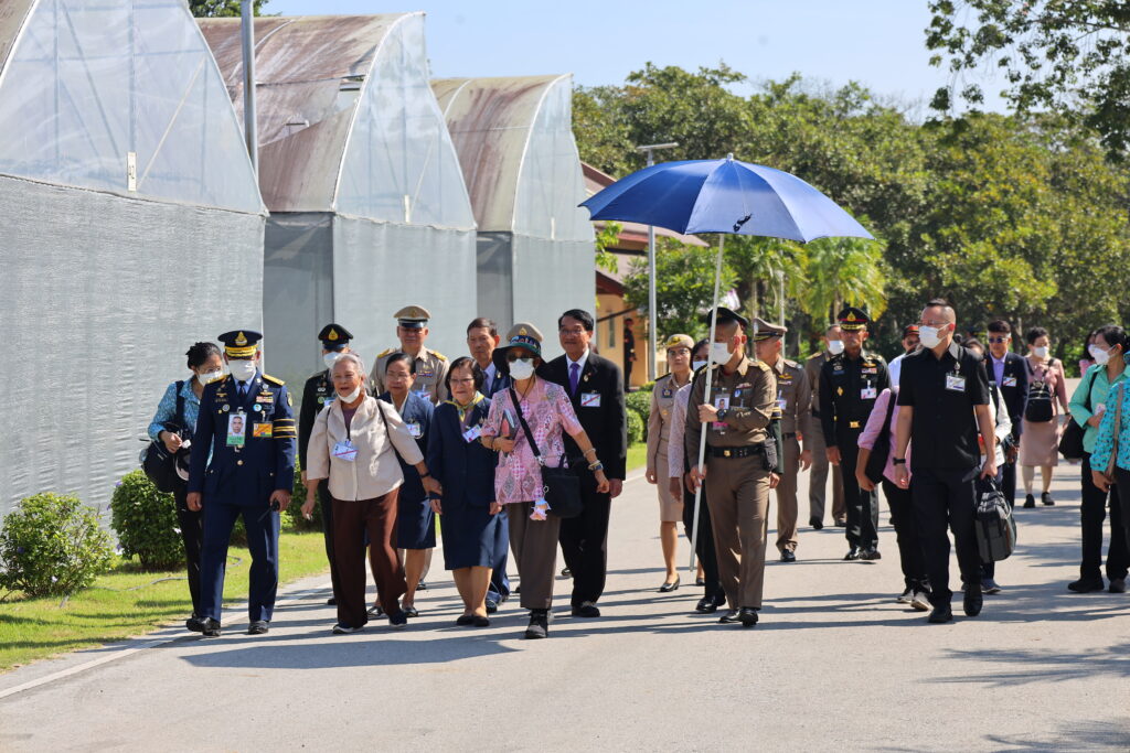 สมเด็จพระกนิษฐาธิราชเจ้า กรมสมเด็จพระเทพรัตนราชสุดา สยามบรมราชกุมารีเสด็จพระราชดำเนินทอดพระเนตรความก้าวหน้าสำนักวิชาเกษตรนวัตสถาบันเทคโนโลยีจิตรลดา — 1 พฤษภาคม 2025 — สถาบันเทคโนโลยีจิตรลดา CDTI