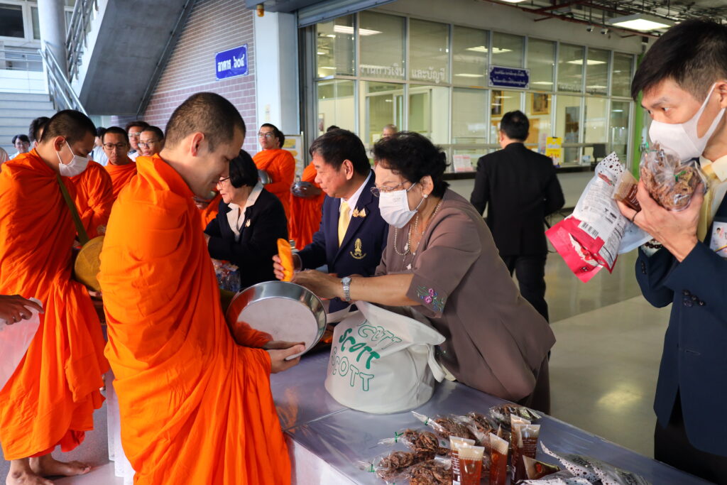 ในโอกาสวันคล้ายวันพระราชสมภพ พระบาทสมเด็จพระบรมชนกาธิเบศร มหาภูมิพลอดุลยเดชมหาราช บรมนาถบพิตร วันชาติ และวันพ่อแห่งชาติ วันที่ 5 ธันวาคม 2567 — 1 พฤษภาคม 2025 — สถาบันเทคโนโลยีจิตรลดา CDTI