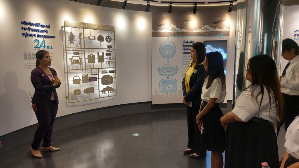 สจด. ศึกษาดูงาน Miracle of Natural และสวนสมุนไพรสมเด็จพระเทพรัตนราชสุดาฯ สยามบรมราชกุมารี — 1 พฤษภาคม 2025 — สถาบันเทคโนโลยีจิตรลดา CDTI