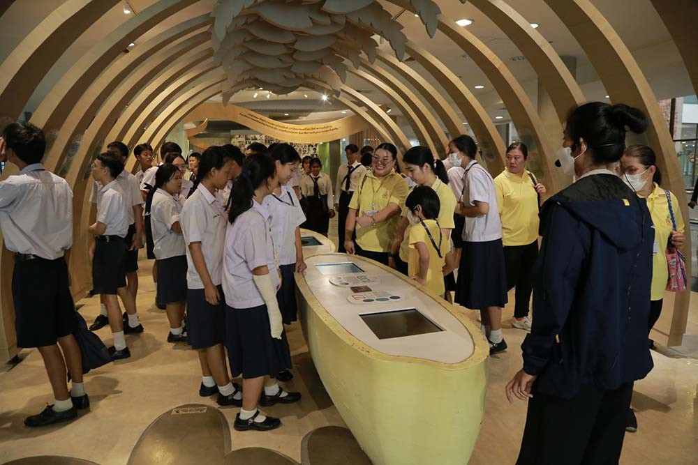 สจด. นำนักเรียน นักศึกษา ทุน กสศ. เยี่ยมชมพิพิธภัณฑ์เกษตรเฉลิมพระเกียรติฯ จังหวัดปทุมธานี — 1 พฤษภาคม 2025 — สถาบันเทคโนโลยีจิตรลดา CDTI