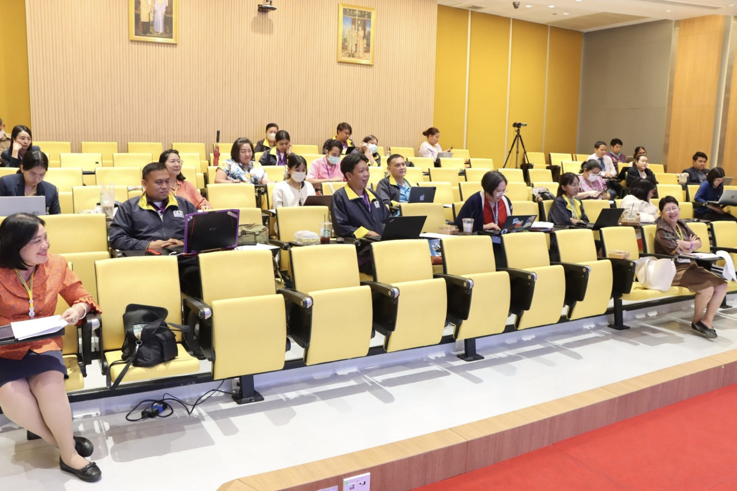 สจด. เข้าร่วมอบรม ในหัวข้อ "การวัดประเมินผลและการสร้างข้อสอบ ตามผลลัพธ์การเรียนรู้ระดับรายวิชา" — 5 พฤษภาคม 2025 — สถาบันเทคโนโลยีจิตรลดา CDTI