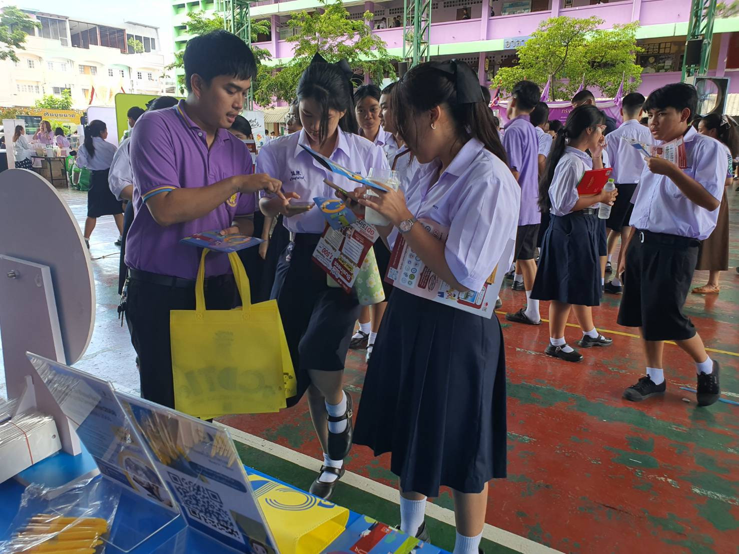 สจด. ร่วมแนะแนวศึกษาต่อ โรงเรียนวัดนวลนรดิศ เขตภาษีเจริญ — 12 มิถุนายน 2025 — สถาบันเทคโนโลยีจิตรลดา CDTI