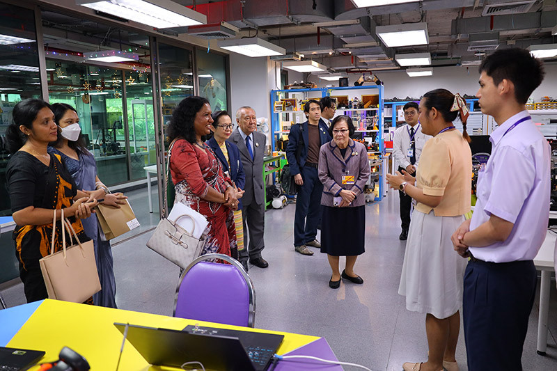 สจด.ต้อนรับคณะเอกอัครราชทูตสาธารณรัฐสังคมนิยมประชาธิปไตยศรีลังกา ประจำประเทศไทย ในโอการเยี่ยมชมสถาบันเทคโนโลยีจิตรลดา — 18 กรกฎาคม 2025 — สถาบันเทคโนโลยีจิตรลดา CDTI