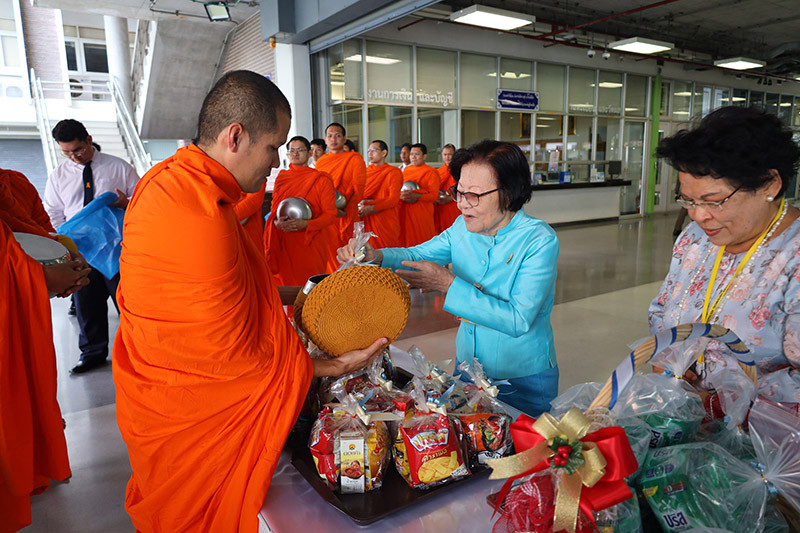 สจด. ร่วมถวายพระพรชัยมงคลเนื่องในวันเฉลิมพระชนมพรรษา สมเด็จพระนางเจ้าสิริกิติ์ พระบรมราชินีนาถ พระบรมราชชนนีพันปีหลวง — 8 สิงหาคม 2025 — สถาบันเทคโนโลยีจิตรลดา CDTI