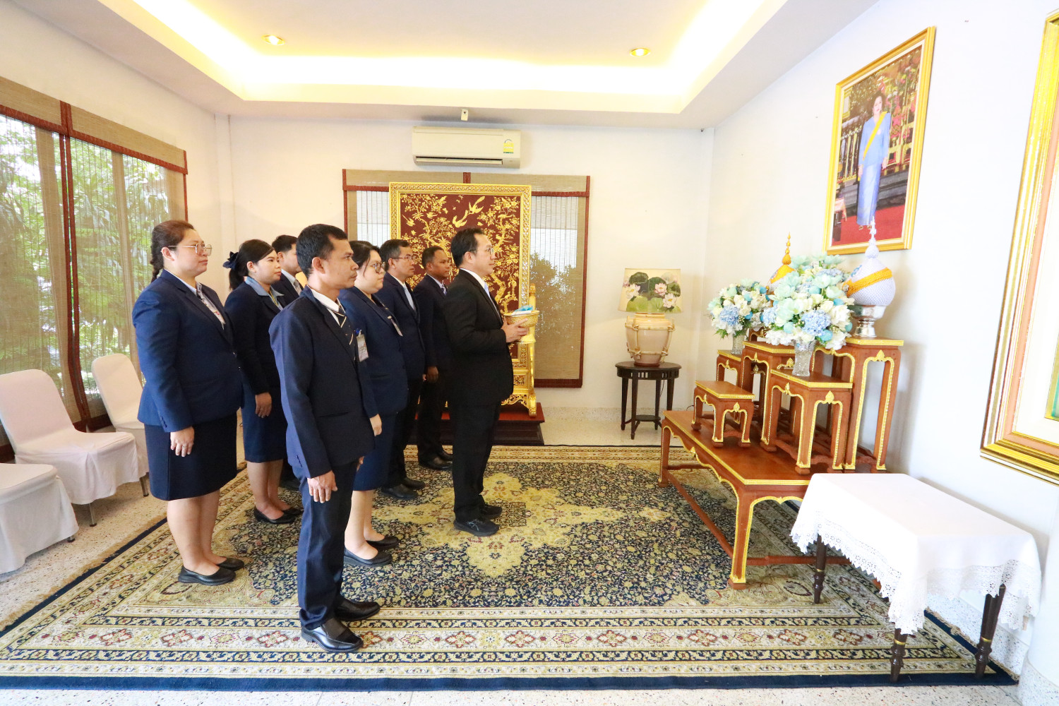 สจด. ถวายพระพรหน้าพระบรมฉายาลักษณ์ สมเด็จพระนางเจ้าสิริกิติ์ พระบรมราชินีนาถ พระบรมราชชนนีพันปีหลวง — 15 สิงหาคม 2025 — สถาบันเทคโนโลยีจิตรลดา CDTI