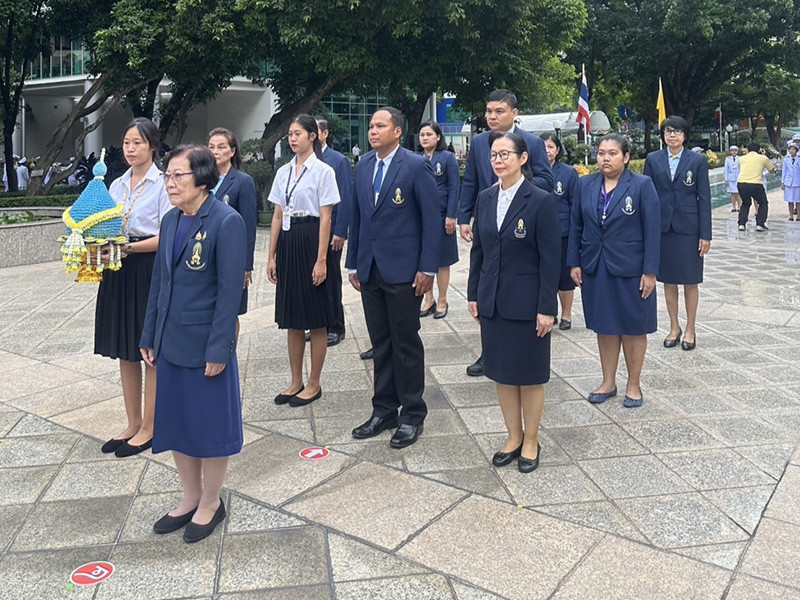 วางพานพุ่มถวายสักการะพระบาทสมเด็จพระจอมเกล้าเจ้าอยู่หัว — 18 สิงหาคม 2025 — สถาบันเทคโนโลยีจิตรลดา CDTI