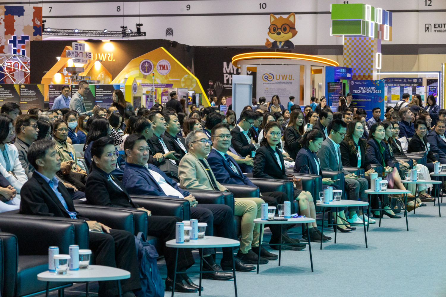 สจด. ร่วมพิธีเปิดงาน Thailand Tech Show 2025 นวัตกรรมไทย พร้อมใช้… เชื่อมต่อธุรกิจไทยสู่อนาคต — 14 สิงหาคม 2025 — สถาบันเทคโนโลยีจิตรลดา CDTI
