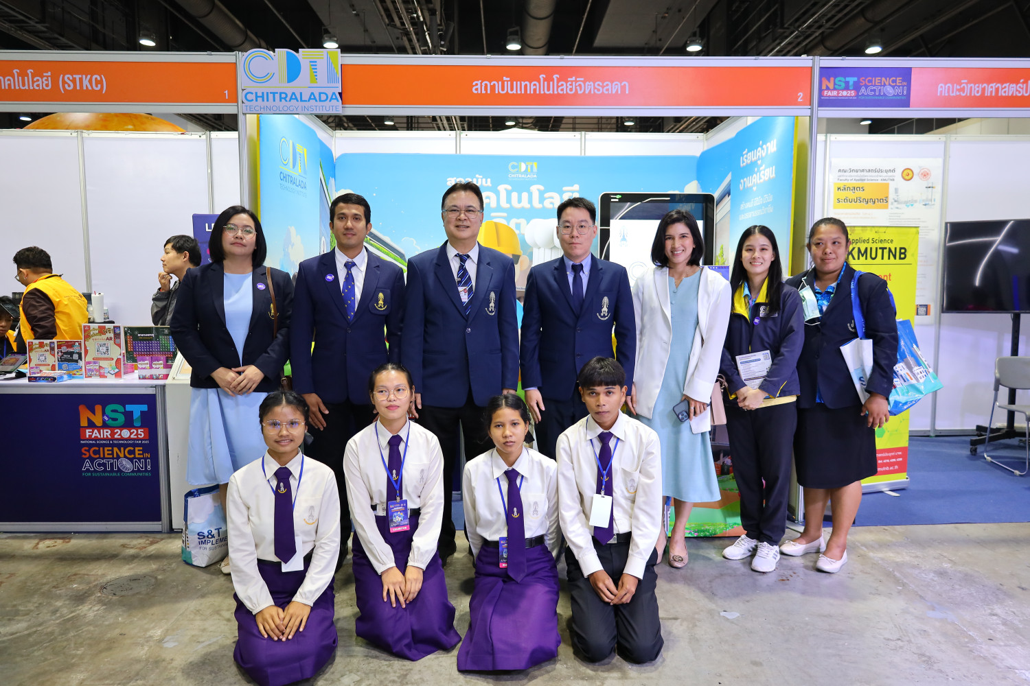 สจด. ร่วมพิธีเปิดงาน Thailand Tech Show 2025 นวัตกรรมไทย พร้อมใช้… เชื่อมต่อธุรกิจไทยสู่อนาคต — 14 สิงหาคม 2025 — สถาบันเทคโนโลยีจิตรลดา CDTI