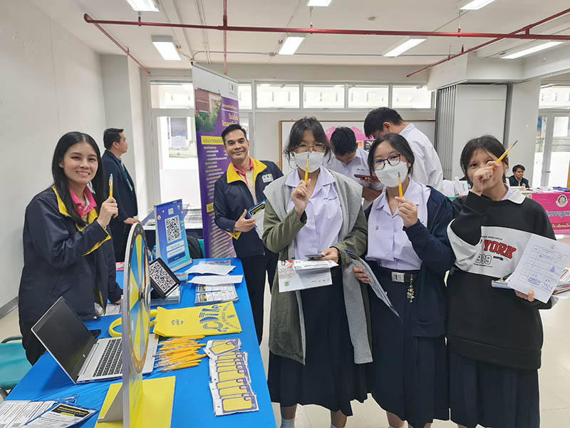 สจด. ร่วมแนะนำหลักสูตรของสถาบัน ในการศึกษาต่อของ โรงเรียนสาธิตมหาวิทยาลัยรามคำแหง (ฝ่ายมัธยม) — 11 กันยายน 2025 — สถาบันเทคโนโลยีจิตรลดา CDTI