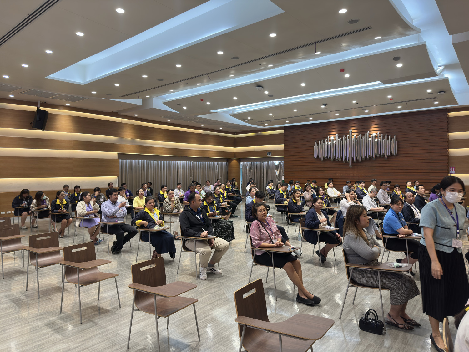สจด. จัดสอบภาษาอังกฤษ TOEIC Practice Test ให้บุคลากรสถาบันฯ — 3 ตุลาคม 2025 — สถาบันเทคโนโลยีจิตรลดา CDTI