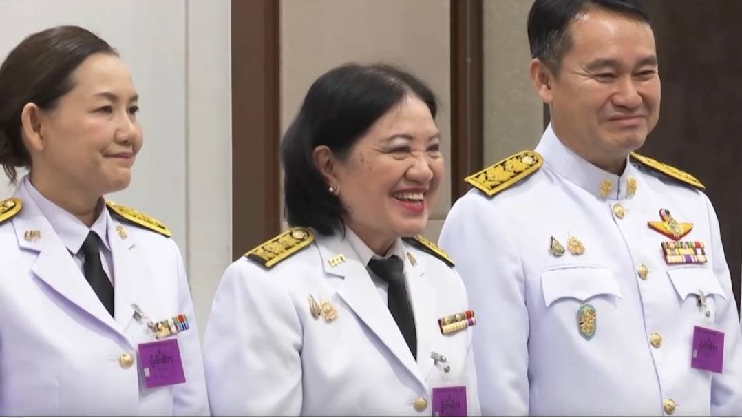 คณะกรรมการผู้จัดการแข่งขันการควบคุมหุ่นยนต์และระบบอัตโนมัติด้วยเทคโนโลยีอุตสาหกรรม 4.0 (ครั้งที่ 3) เข้าเฝ้าทูลละอองพระบาท — 11 กันยายน 2025 — สถาบันเทคโนโลยีจิตรลดา CDTI