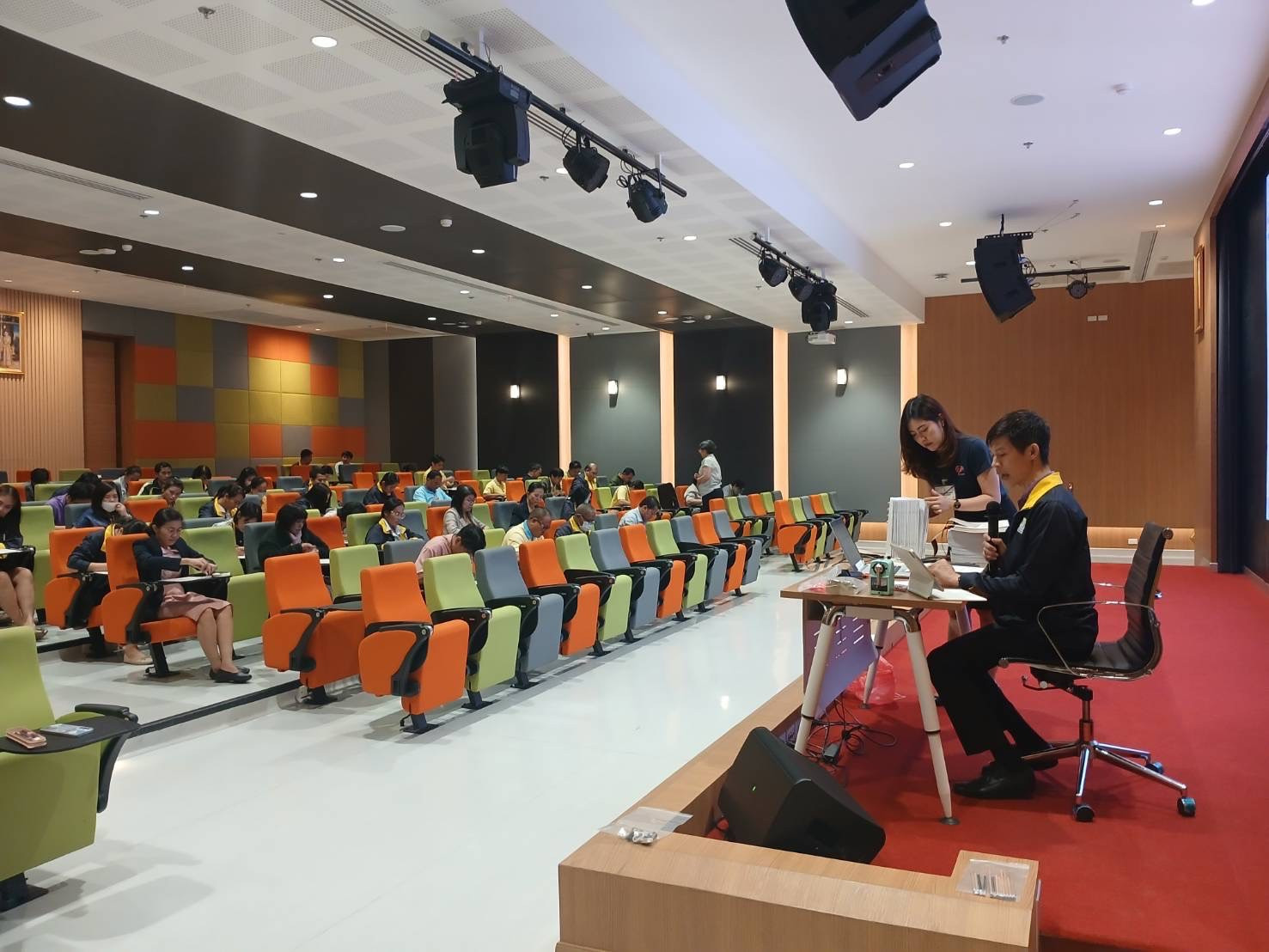 สจด. จัดสอบภาษาอังกฤษ TOEIC Practice Test ให้บุคลากรสถาบันฯ — 3 ตุลาคม 2025 — สถาบันเทคโนโลยีจิตรลดา CDTI