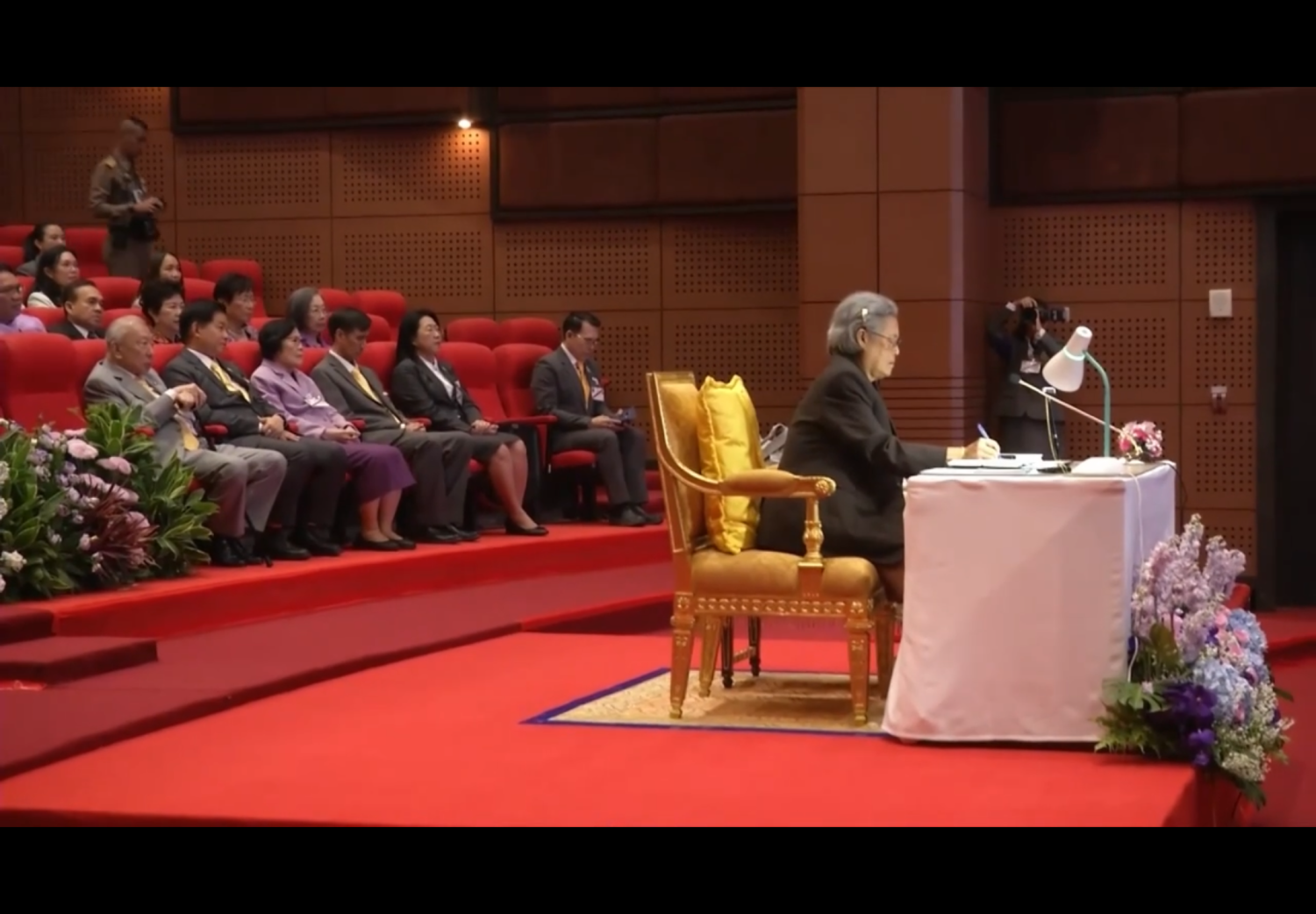 การประชุมวิชาการ และนิทรรศการ "บ้านนักวิทยาศาสตร์น้อยประเทศไทย ครบ 15 ปี สู่การศึกษาเพื่อการพัฒนาอย่างยั่งยืน (ESD) เฉลิมพระเกียรติ 70 พรรษา สมเด็จพระกนิษฐาธิราชเจ้า กรมสมเด็จพระเทพรัตนราชสุดา ฯ สยามบรมราชกุมารี" — 24 ตุลาคม 2025 — สถาบันเทคโนโลยีจิตรลดา CDTI