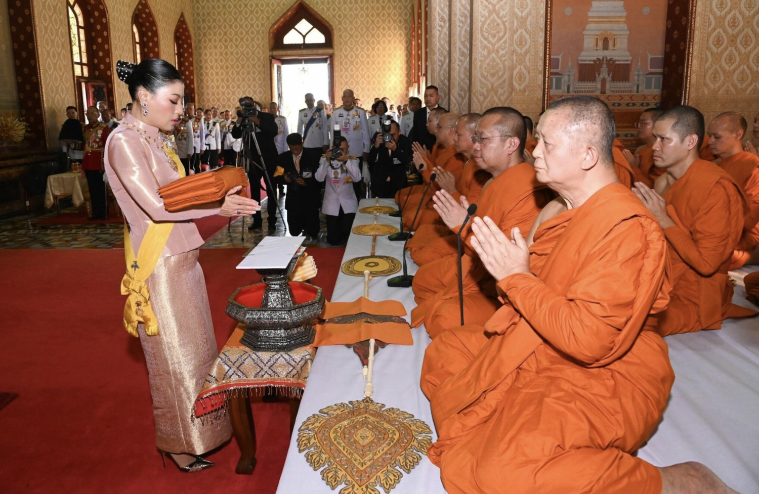 สจด. ร่วมเฝ้าฯ รับเสด็จ ในพระราชพิธีถวายผ้าพระกฐิน พุทธศักราช 2568 — 23 ตุลาคม 2025 — สถาบันเทคโนโลยีจิตรลดา CDTI