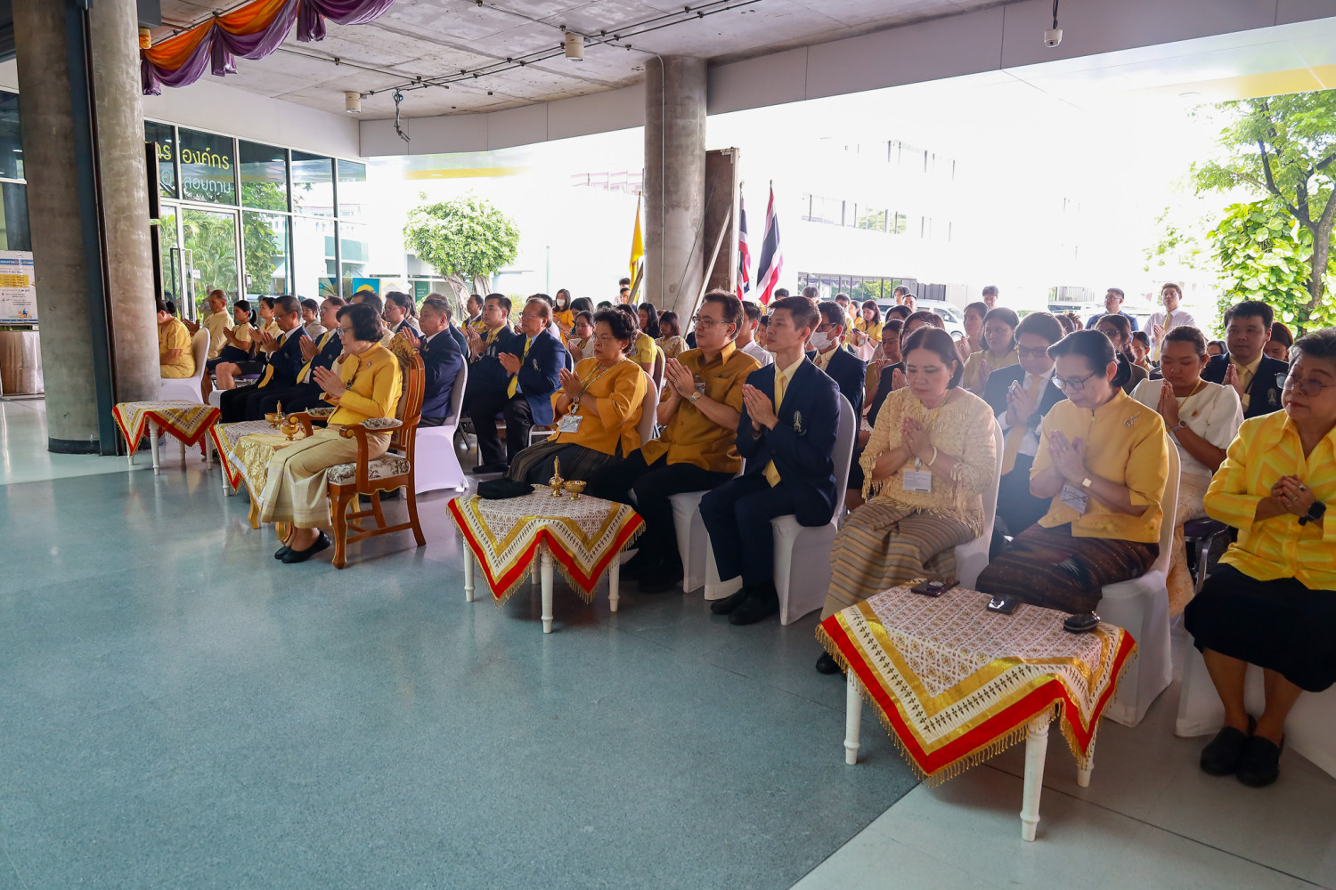 สจด. จัดพิธีน้อมรำลึกในพระมหากรุณาธิคุณ พระบาทสมเด็จพระบรมชนกาธิเบศร มหาภูมิพลอดุลยเดชมหาราช บรมนาถบพิตร เนื่องในวันคล้ายวันสวรรคต 13 ตุลาคม — 8 ตุลาคม 2025 — สถาบันเทคโนโลยีจิตรลดา CDTI