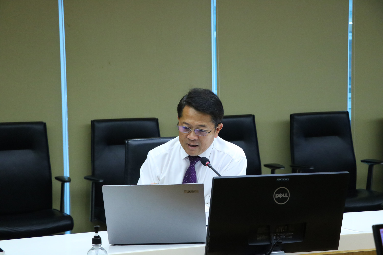 ประชุมคณะกรรมการบริหารกิจการนักเรียนนักศึกษาและคณะกรรมการทุนการศึกษา — 8 ตุลาคม 2025 — สถาบันเทคโนโลยีจิตรลดา CDTI