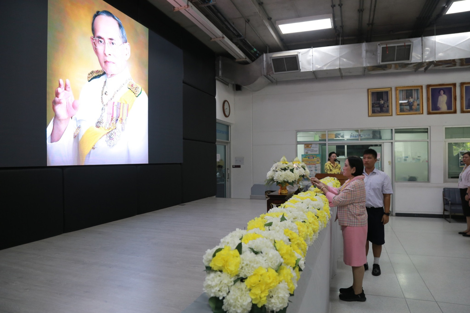 สจด. จัดพิธีทำบุญตักบาตรถวายเป็นพระราชกุศล เนื่องในวัน “นวมินทรมหาราช” — 20 ตุลาคม 2025 — สถาบันเทคโนโลยีจิตรลดา CDTI