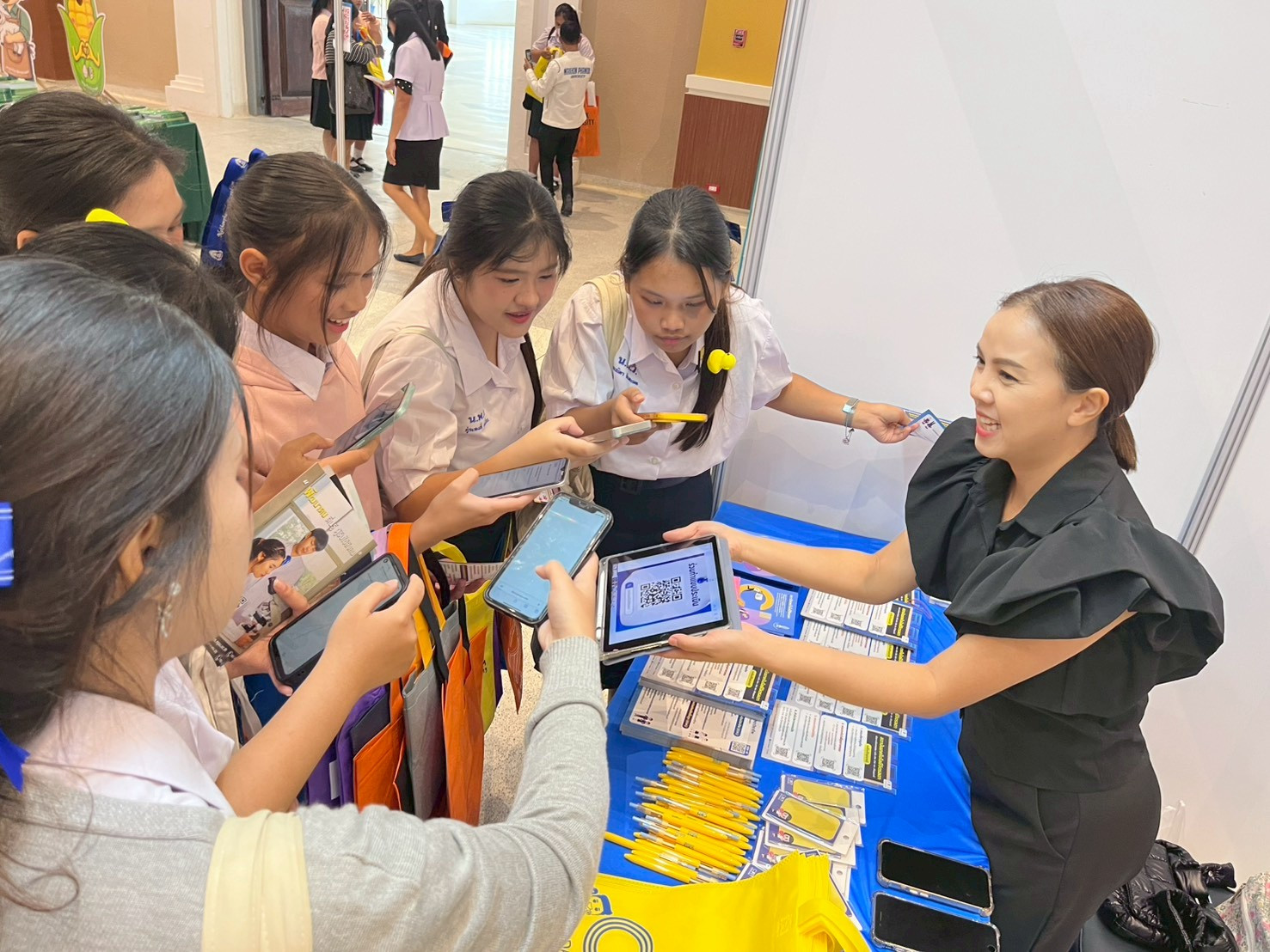 สจด. ร่วมงานตลาดนัดหลักสูตรอุดมศึกษา #27 สจด. ร่วมงานตลาดนัดหลักสูตรอุดมศึกษา #27 — 7 พฤศจิกายน 2025 — สถาบันเทคโนโลยีจิตรลดา CDTI