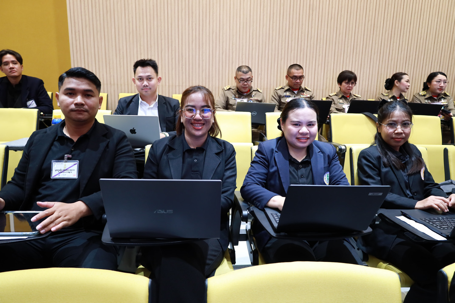 สจด. จัดจัดอบรมหลักสูตร หัวข้อ "ติดปีกการทำงานยุคใหม่ด้วยพลังของ AI" สจด. จัดจัดอบรมหลักสูตร หัวข้อ "ติดปีกการทำงานยุคใหม่ด้วยพลังของ AI" — 28 ธันวาคม 2025 — สถาบันเทคโนโลยีจิตรลดา CDTI