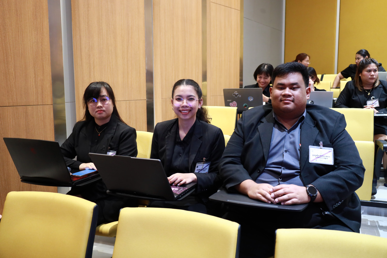 สจด. จัดจัดอบรมหลักสูตร หัวข้อ "ติดปีกการทำงานยุคใหม่ด้วยพลังของ AI" สจด. จัดจัดอบรมหลักสูตร หัวข้อ "ติดปีกการทำงานยุคใหม่ด้วยพลังของ AI" — 28 ธันวาคม 2025 — สถาบันเทคโนโลยีจิตรลดา CDTI