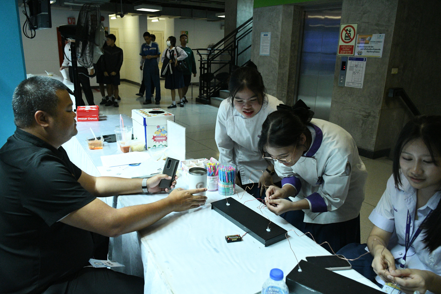 CDTI Open House 2025 “Forwards AI & Innovation” มุ่งสู่อนาคตด้วยพลังแห่งปัญญาประดิษฐ์และนวัตกรรม CDTI Open House 2025 “Forwards AI & Innovation” มุ่งสู่อนาคตด้วยพลังแห่งปัญญาประดิษฐ์และนวัตกรรม — 25 พฤศจิกายน 2025 — สถาบันเทคโนโลยีจิตรลดา CDTI