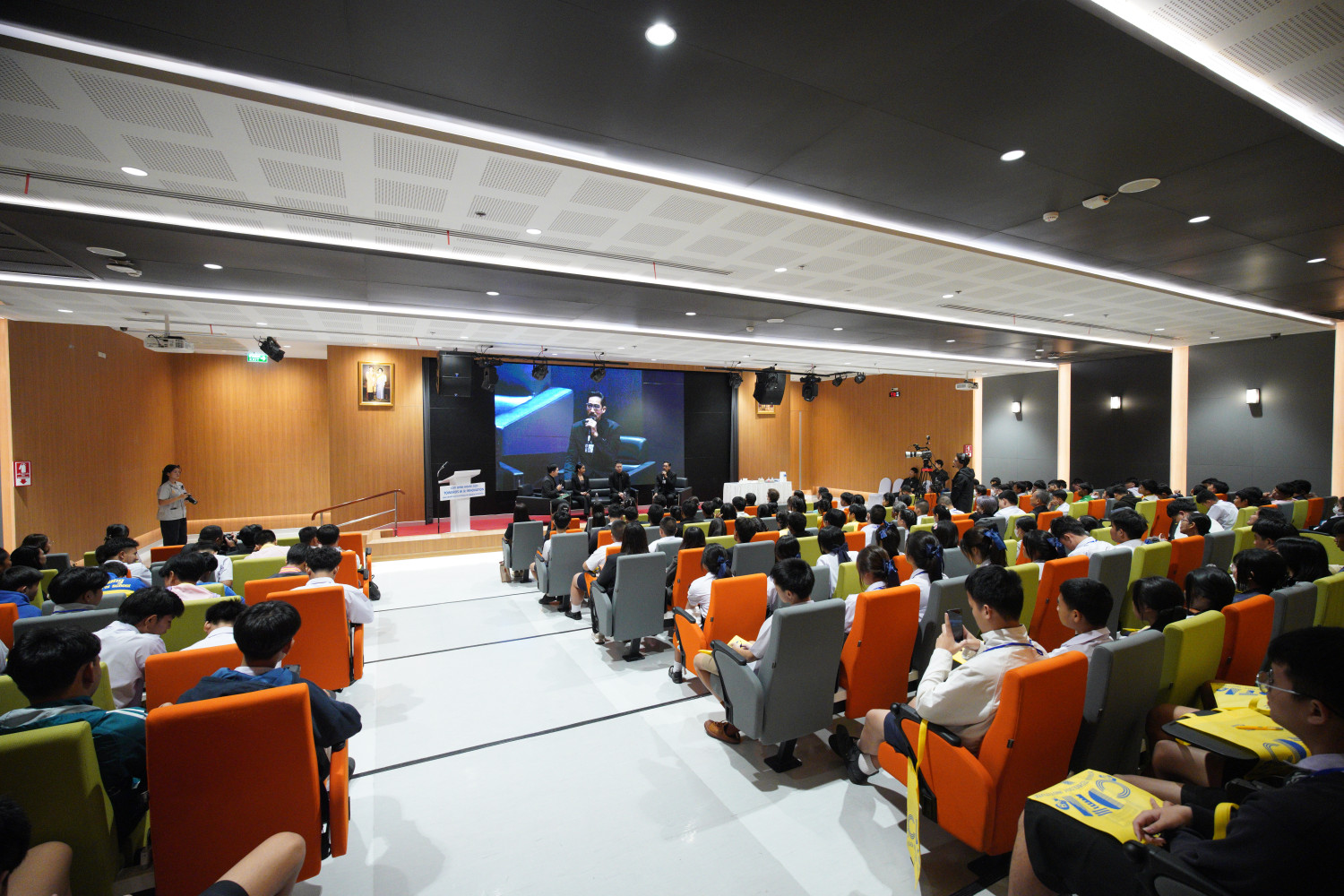 CDTI Open House 2025 “Forwards AI & Innovation” มุ่งสู่อนาคตด้วยพลังแห่งปัญญาประดิษฐ์และนวัตกรรม CDTI Open House 2025 “Forwards AI & Innovation” มุ่งสู่อนาคตด้วยพลังแห่งปัญญาประดิษฐ์และนวัตกรรม — 25 พฤศจิกายน 2025 — สถาบันเทคโนโลยีจิตรลดา CDTI