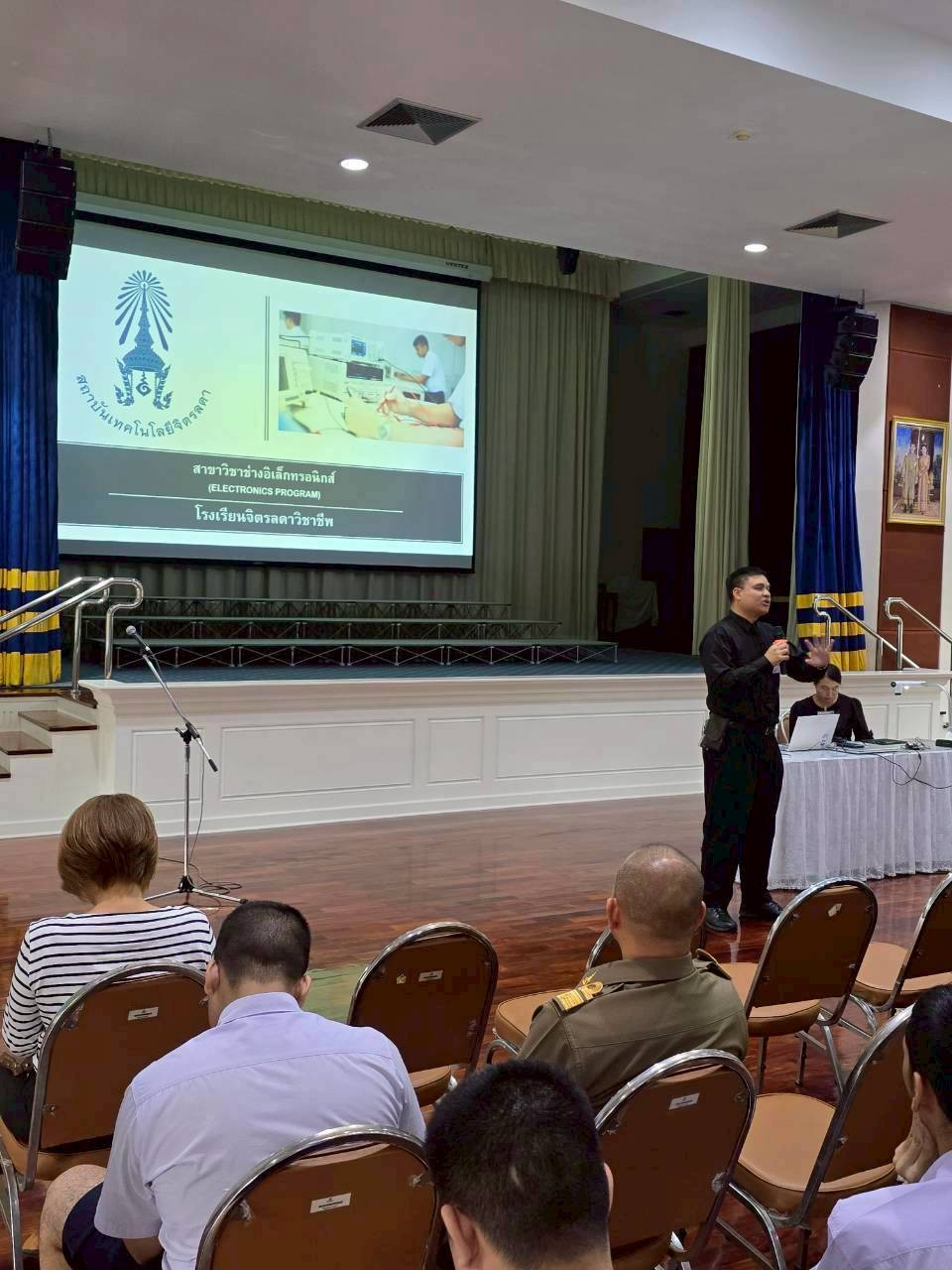 สจด. แนะนำหลักสูตรการศึกษาต่อโรงเรียนจิตรลดาวิชาชีพ สถาบันเทคโนโลยีจิตรลดา: ของโรงเรียนจิตรลดา — 13 พฤศจิกายน 2025 — สถาบันเทคโนโลยีจิตรลดา CDTI