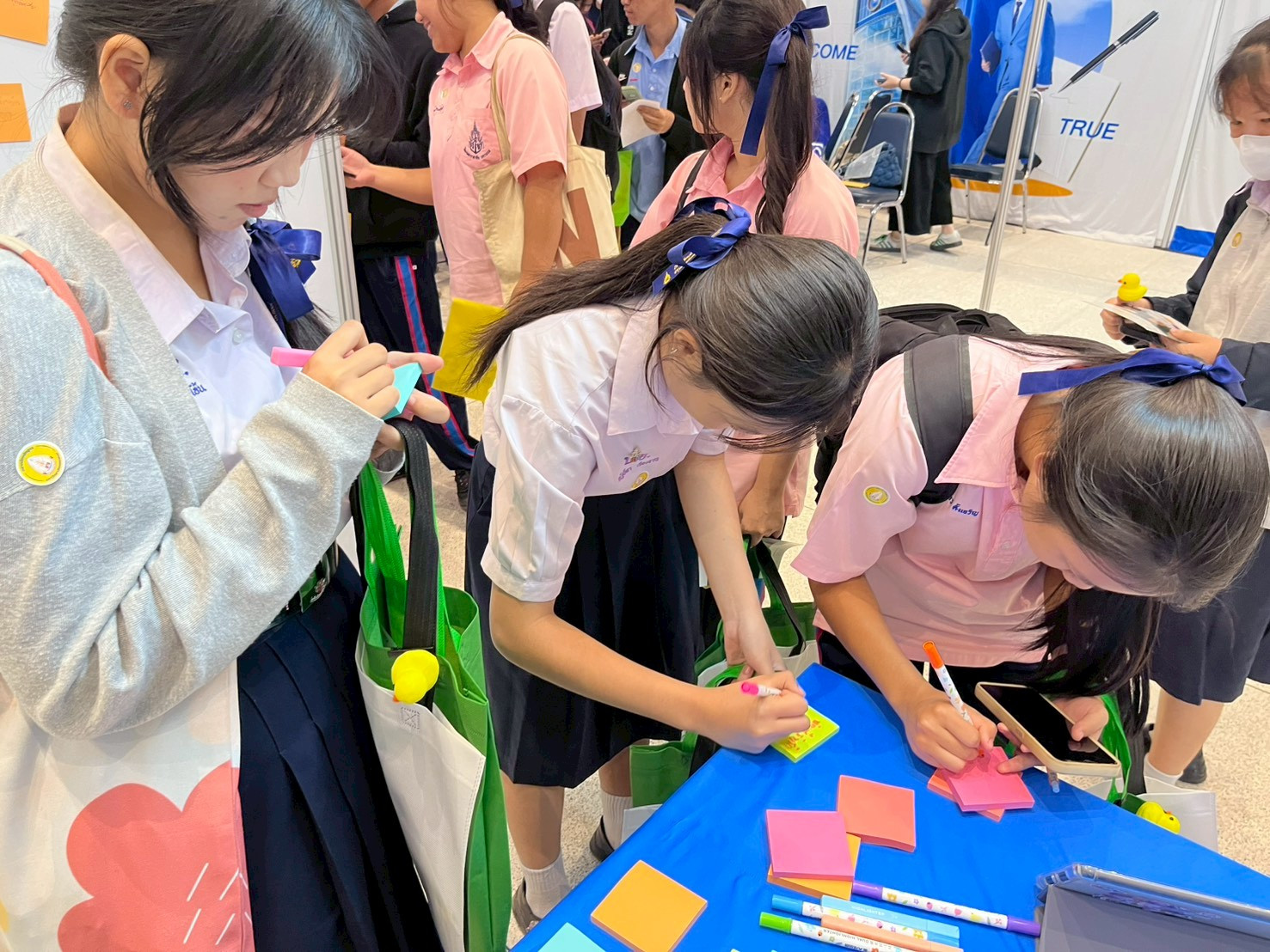 สจด. ร่วมงานตลาดนัดหลักสูตรอุดมศึกษา#27 สจด. ร่วมงานตลาดนัดหลักสูตรอุดมศึกษา#27 — 7 พฤศจิกายน 2025 — สถาบันเทคโนโลยีจิตรลดา CDTI