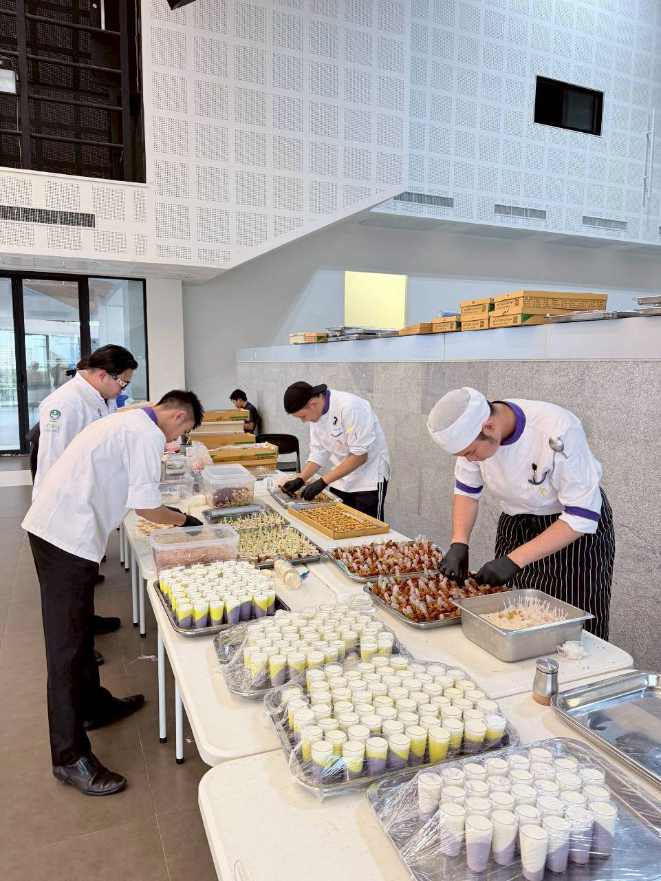 ร้านปรุงสารพัด สจด. จัดเลี้ยงรับรองการแสดงโขนรอบปฐมทัศน์ เรื่อง รามเกียรติ์ ตอน “สัตยาพาลี” ร้านปรุงสารพัด สจด. จัดเลี้ยงรับรองการแสดงโขนรอบปฐมทัศน์ เรื่อง รามเกียรติ์ ตอน “สัตยาพาลี” — 5 พฤศจิกายน 2025 — สถาบันเทคโนโลยีจิตรลดา CDTI