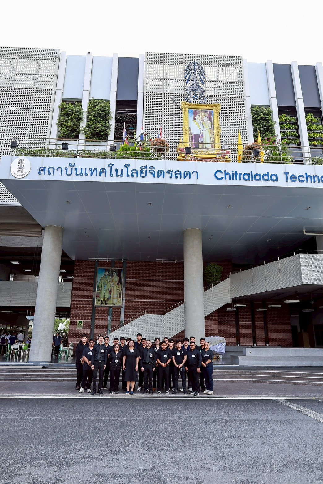 คณะเทคโนโลยีอุตสาหกรรม จัดอบรม Train the Trainers รุ่นที่ 1 ด้านมาตรฐานและความปลอดภัยของผู้ปฏิบัติงานกับแบตเตอรี่ลิเธียมไอออนและระบบไฟฟ้าแรงดันสูง คณะเทคโนโลยีอุตสาหกรรม จัดอบรม Train the Trainers รุ่นที่ 1 ด้านมาตรฐานและความปลอดภัยของผู้ปฏิบัติงานกับแบตเตอรี่ลิเธียมไอออนและระบบไฟฟ้าแรงดันสูง — 22 ธันวาคม 2025 — สถาบันเทคโนโลยีจิตรลดา CDTI