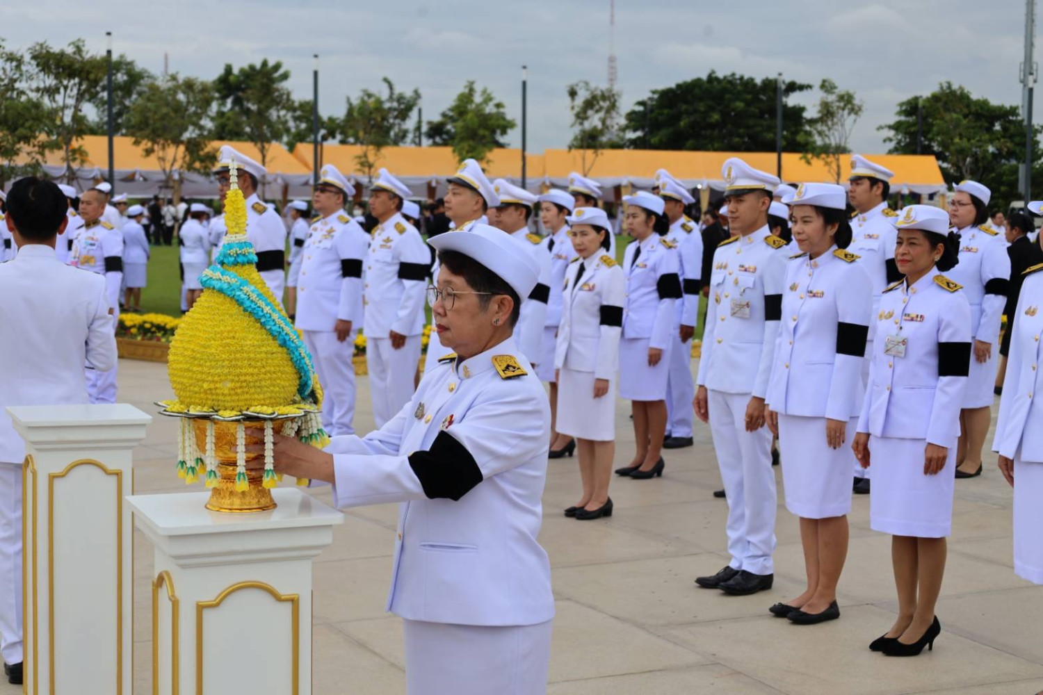 สจด. ร่วมพิธีวางพานพุ่มดอกไม้ถวายราชสักการะพระบรมราชานุสาวรีย์ พระบาทสมเด็จพระบรมชนกาธิเบศร มหาภูมิพลอดุลยเดชมหาราช บรมนาถบพิตร — 5 ธันวาคม 2025 — สถาบันเทคโนโลยีจิตรลดา CDTI