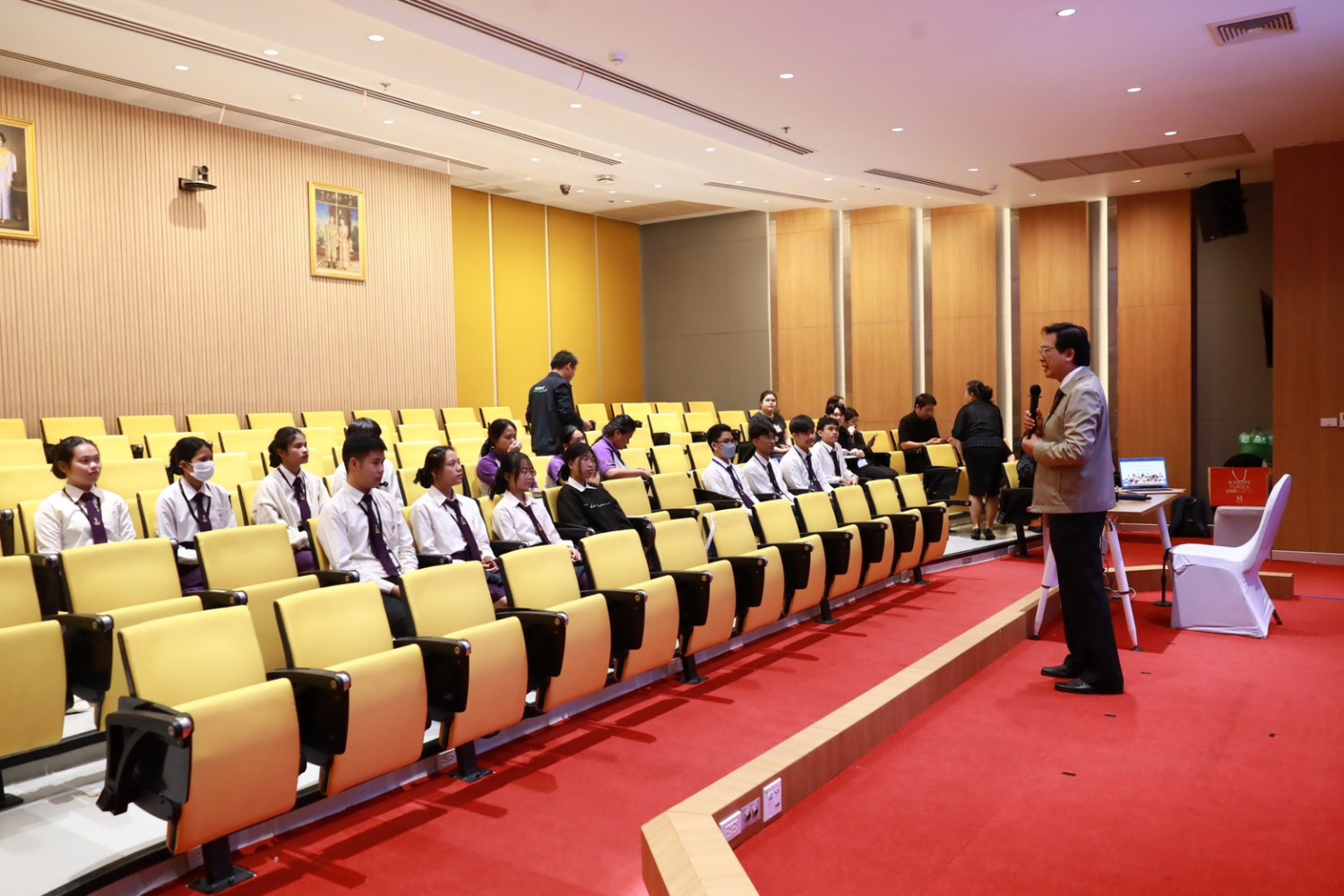 ต้อนรับผู้ทรงคุณวุฒิกองทุนเพื่อความเสมอภาคทางการศึกษา (กสศ.) ต้อนรับผู้ทรงคุณวุฒิกองทุนเพื่อความเสมอภาคทางการศึกษา (กสศ.) — 22 ธันวาคม 2025 — สถาบันเทคโนโลยีจิตรลดา CDTI