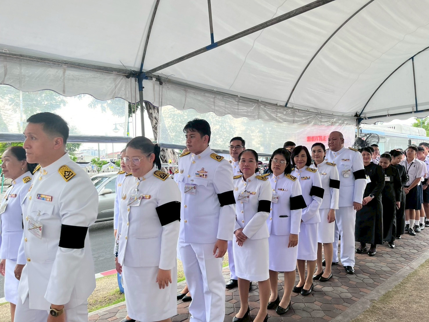 สจด. กราบถวายบังคมพระบรมศพสมเด็จพระนางเจ้าสิริกิติ์ พระบรมราชินีนาถ พระบรมราชชนนีพันปีหลวง สจด. กราบถวายบังคมพระบรมศพสมเด็จพระนางเจ้าสิริกิติ์ พระบรมราชินีนาถ พระบรมราชชนนีพันปีหลวง — 24 ธันวาคม 2025 — สถาบันเทคโนโลยีจิตรลดา CDTI