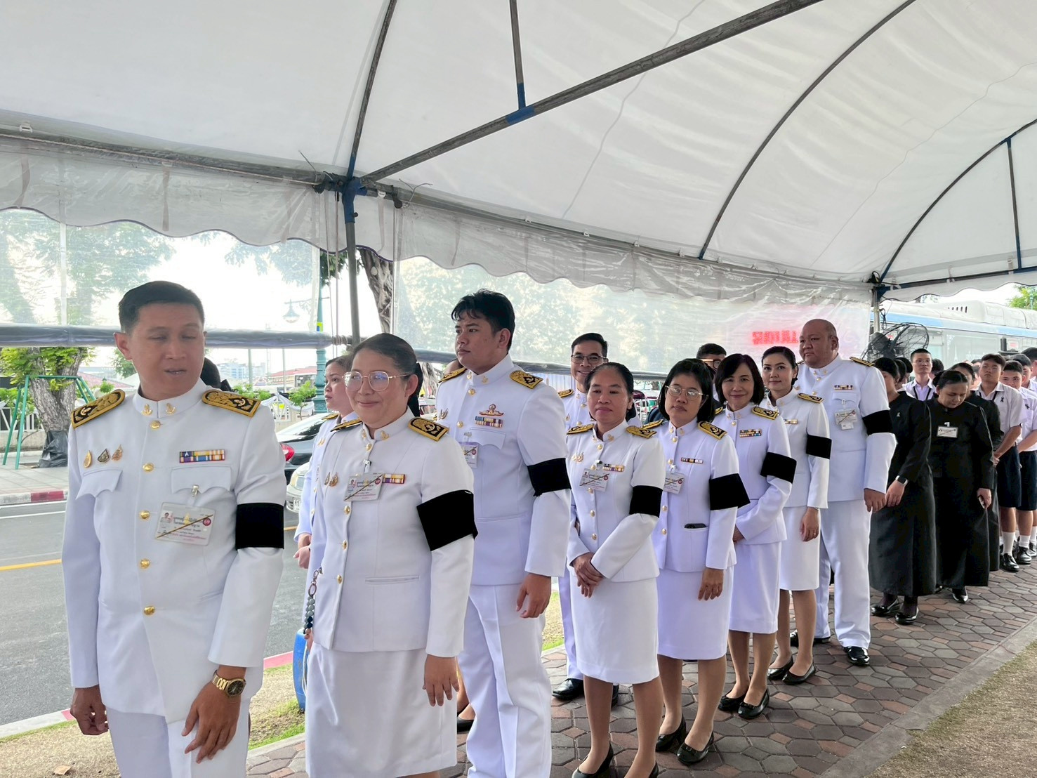 สจด. กราบถวายบังคมพระบรมศพสมเด็จพระนางเจ้าสิริกิติ์ พระบรมราชินีนาถ พระบรมราชชนนีพันปีหลวง สจด. กราบถวายบังคมพระบรมศพสมเด็จพระนางเจ้าสิริกิติ์ พระบรมราชินีนาถ พระบรมราชชนนีพันปีหลวง — 24 ธันวาคม 2025 — สถาบันเทคโนโลยีจิตรลดา CDTI