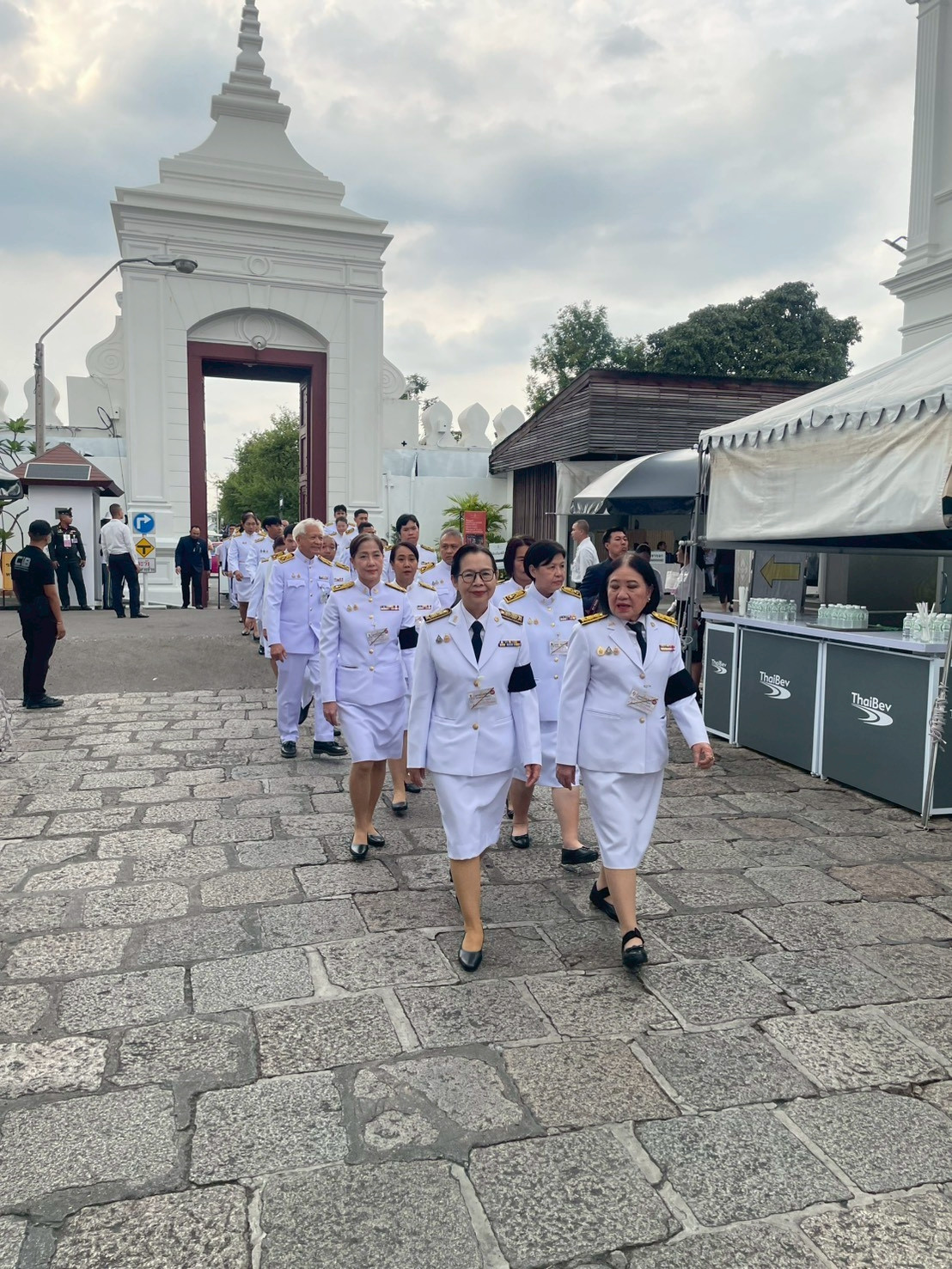 สจด. กราบถวายบังคมพระบรมศพสมเด็จพระนางเจ้าสิริกิติ์ พระบรมราชินีนาถ พระบรมราชชนนีพันปีหลวง สจด. กราบถวายบังคมพระบรมศพสมเด็จพระนางเจ้าสิริกิติ์ พระบรมราชินีนาถ พระบรมราชชนนีพันปีหลวง — 24 ธันวาคม 2025 — สถาบันเทคโนโลยีจิตรลดา CDTI