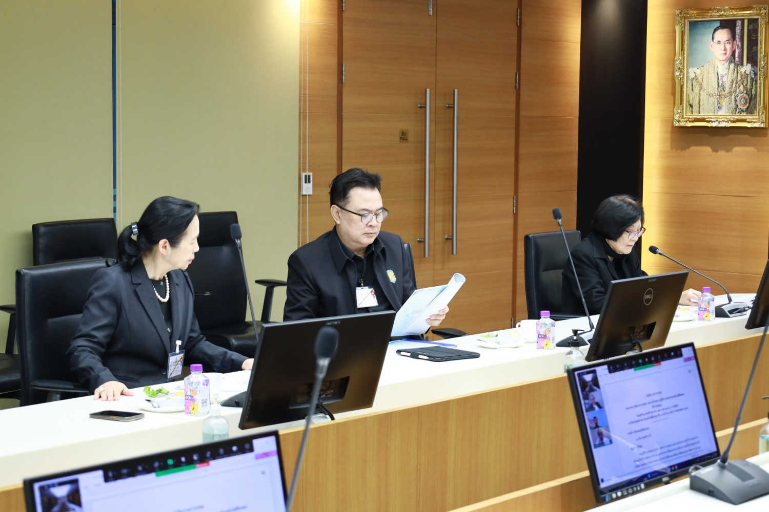 ประชุมคณะกรรมการติดตาม ตรวจสอบ และประเมินผลการปฏิบัติงานของสถาบันเทคโนโลยีจิตรลดา — 3 ธันวาคม 2025 — สถาบันเทคโนโลยีจิตรลดา CDTI