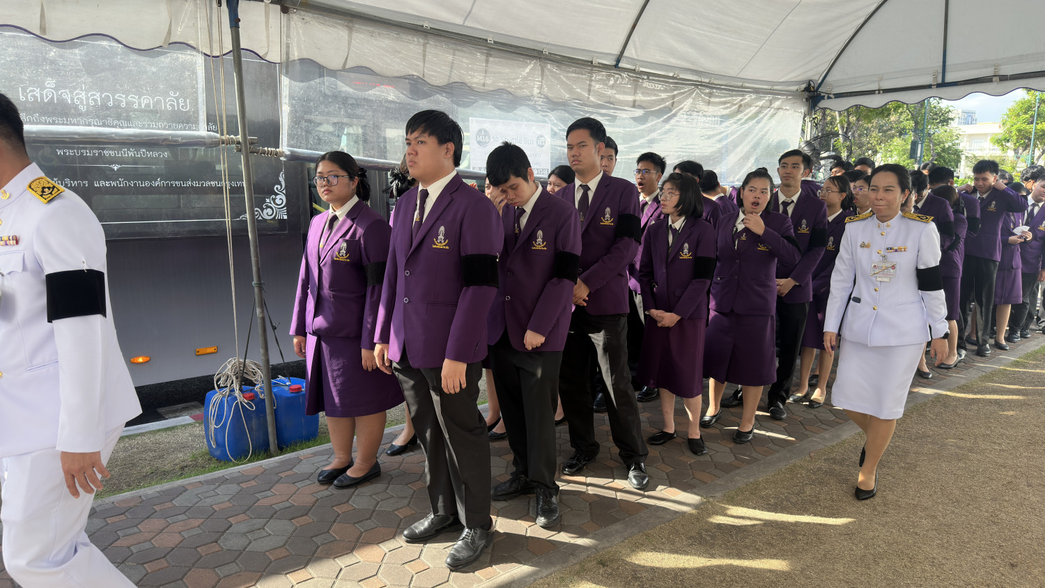 สจด. กราบถวายบังคมพระบรมศพสมเด็จพระนางเจ้าสิริกิติ์ พระบรมราชินีนาถ พระบรมราชชนนีพันปีหลวง สจด. กราบถวายบังคมพระบรมศพสมเด็จพระนางเจ้าสิริกิติ์ พระบรมราชินีนาถ พระบรมราชชนนีพันปีหลวง — 26 ธันวาคม 2025 — สถาบันเทคโนโลยีจิตรลดา CDTI