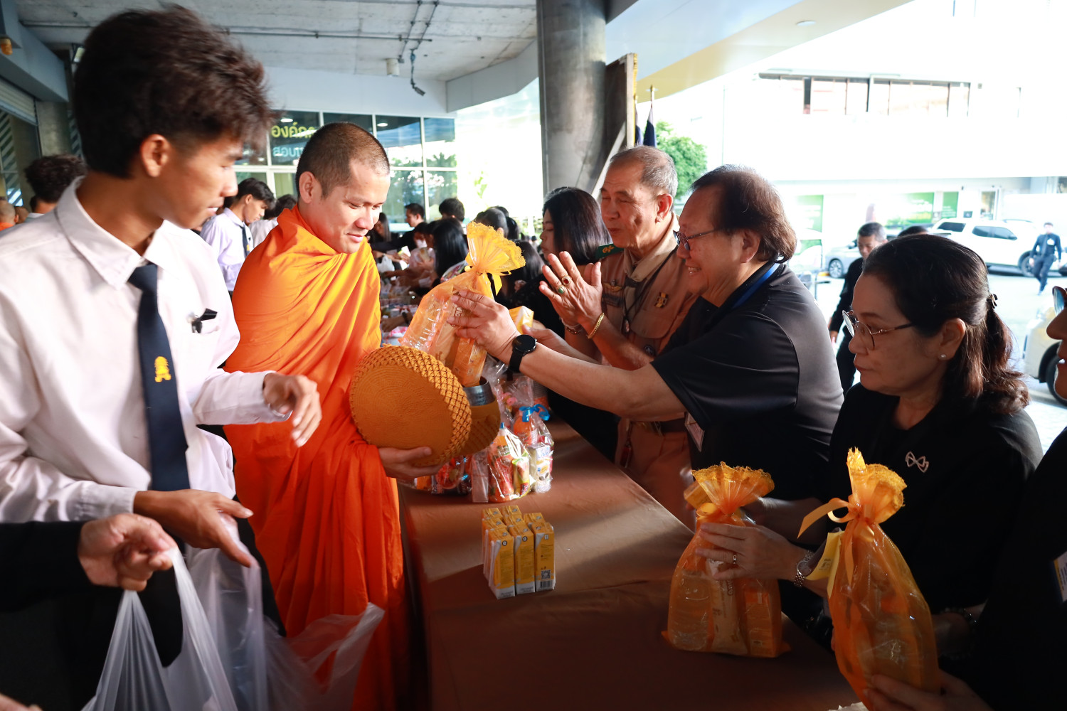 สจด. จัดพิธีบำเพ็ญกุศลสำนึกในพระมหากรุณาธิคุณ เนื่องในวันคล้ายวันพระบรมราชสมภพ พระบาทสมเด็จพระบรมชนกาธิเบศร มหาภูมิพลอดุลยเดชมหาราช บรมนาถบพิตร (วันชาติและวันพ่อแห่งชาติ) — 4 ธันวาคม 2025 — สถาบันเทคโนโลยีจิตรลดา CDTI