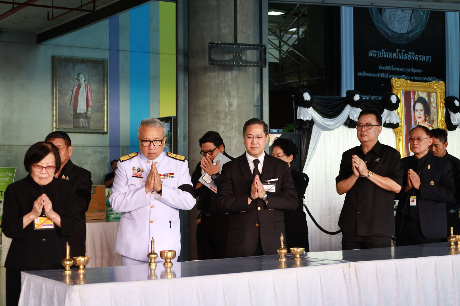 สจด. จัดพิธีบำเพ็ญกุศลสำนึกในพระมหากรุณาธิคุณ เนื่องในวันคล้ายวันพระบรมราชสมภพ พระบาทสมเด็จพระบรมชนกาธิเบศร มหาภูมิพลอดุลยเดชมหาราช บรมนาถบพิตร (วันชาติและวันพ่อแห่งชาติ) — 4 ธันวาคม 2025 — สถาบันเทคโนโลยีจิตรลดา CDTI